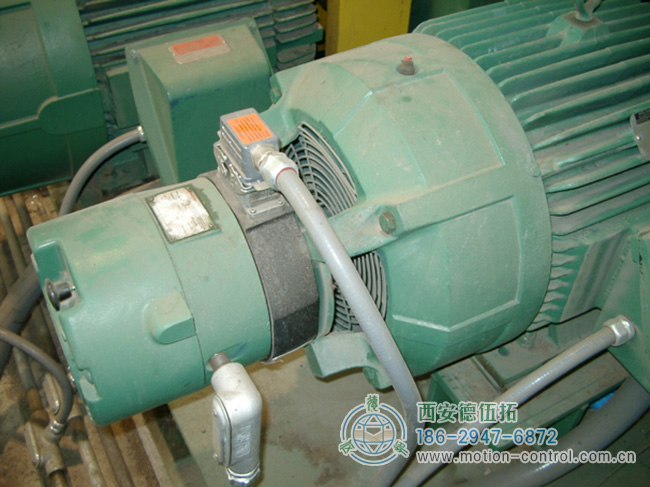 圖 3:無軸承編碼器是一種模塊化反饋設(shè)備,具有安裝在電機(jī)表面和電機(jī)軸上的不同組件。 圖 3:無軸承編碼器是一種模塊化反饋設(shè)備,具有安裝在電機(jī)表面和電機(jī)軸上的不同組件。