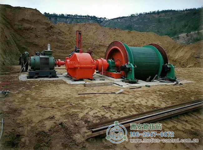 圖為礦用絞車卷揚機應用現(xiàn)場照片 圖為礦用絞車卷揚機應用現(xiàn)場照片